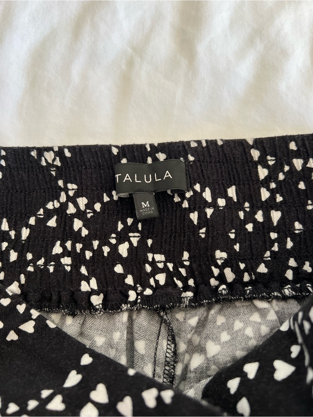 Aritzia Talula Heart Shorts - Picture 3 of 15